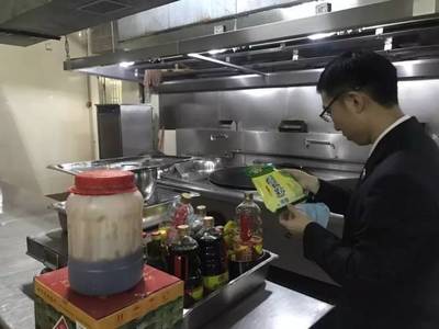 广州这些学校的食堂是否安全?检察机关开启“飞行模式”实地探访!